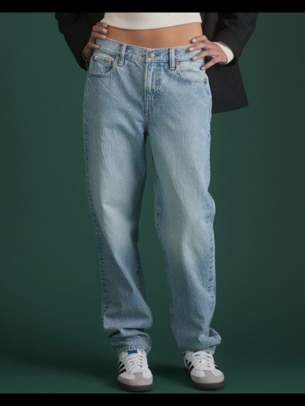 American Eagle Outfitters Light Blue Straight-Leg slouch Jeans.